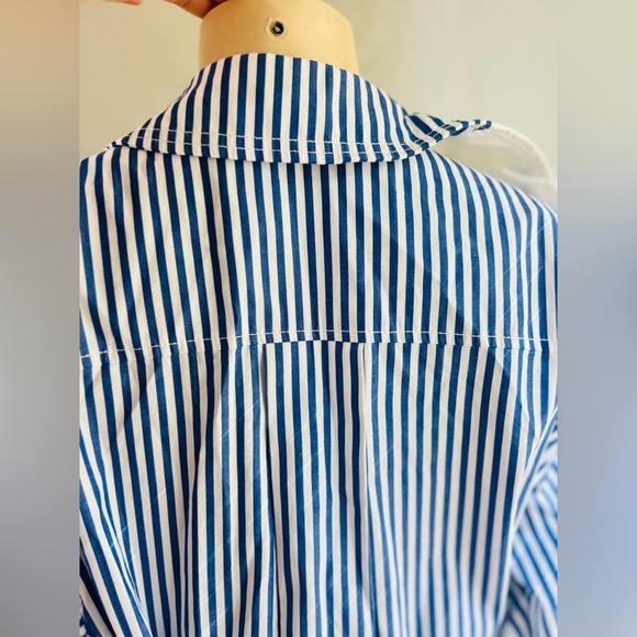 J.ING COAT WHITE AND STRIPE BLUE SIZE SMALL - Picture 15 of 16